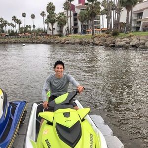 Meet your Posher, Abraham